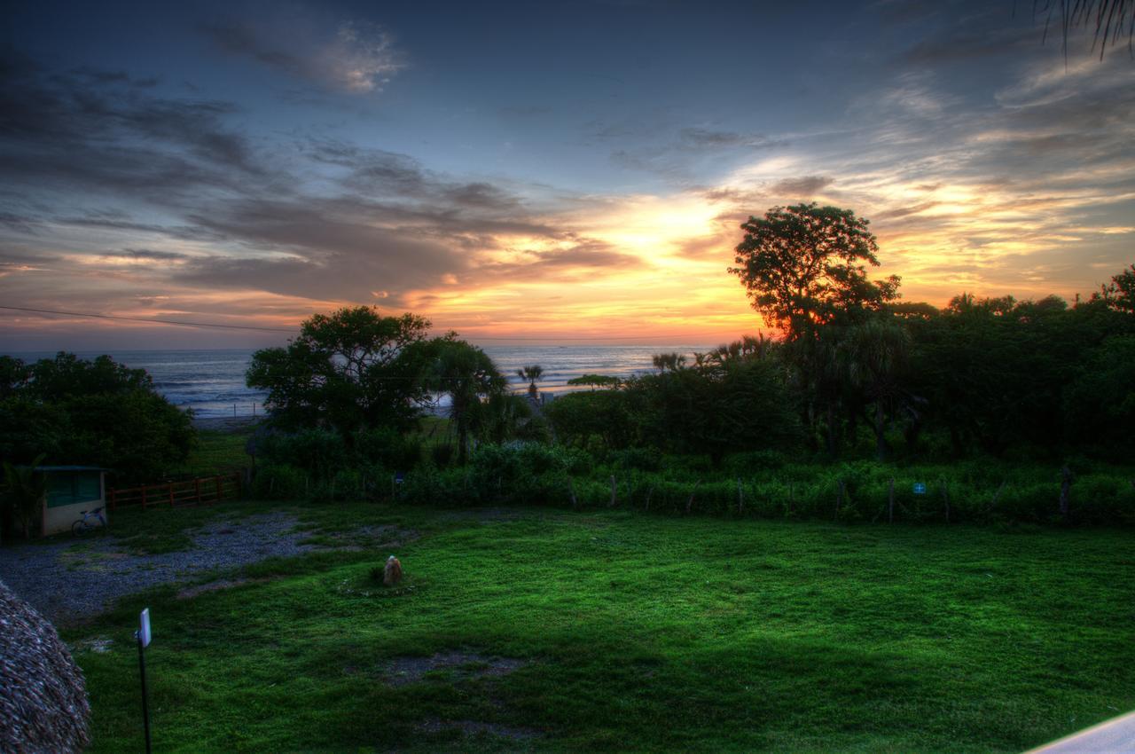 Las Palmeras Beach Hotel Aposentillo ภายนอก รูปภาพ