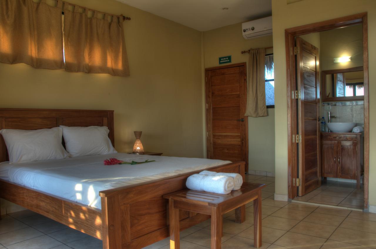 Las Palmeras Beach Hotel Aposentillo ภายนอก รูปภาพ